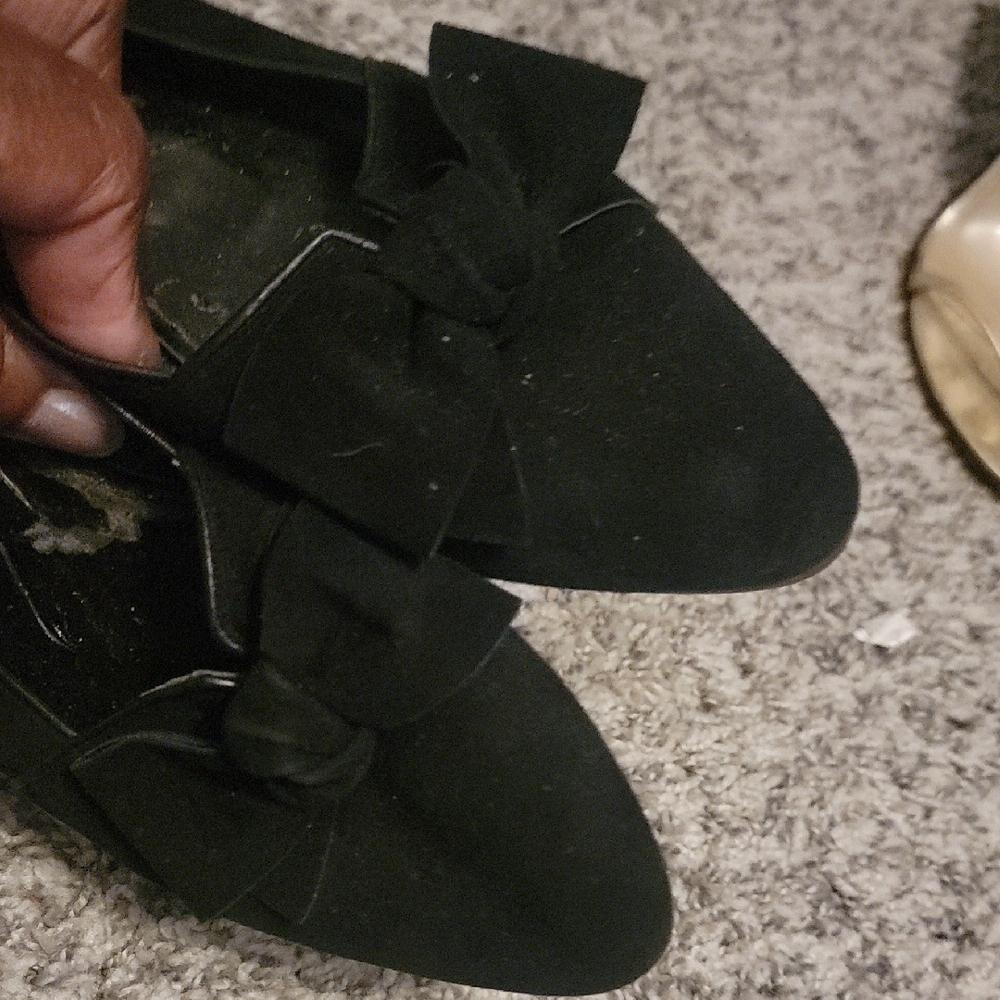 Yves Saint Laurent Black Suede Loafers with Bow - Picture 7 of 7